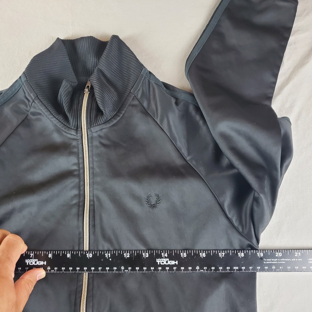 Y2K Fred Perry Mens Medium M Black Track Jacket Full Zip - Picture 12 of 12